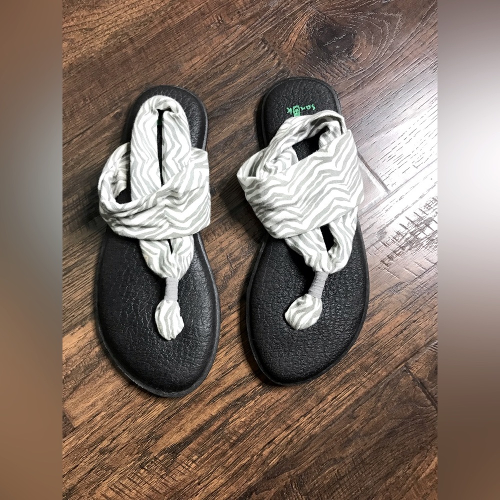 Sanuk Sandals